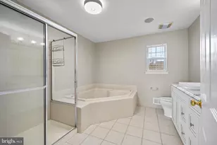 9 Waters Edge Dr, Riverside, NJ 08075 - Photo 31