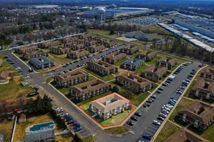 24 Florence Tollgate Pl, Florence, NJ 08518 - Photo 1