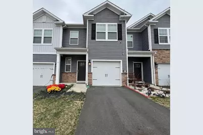 4 Peregrine Way, Burlington, NJ 08016 - Photo 1