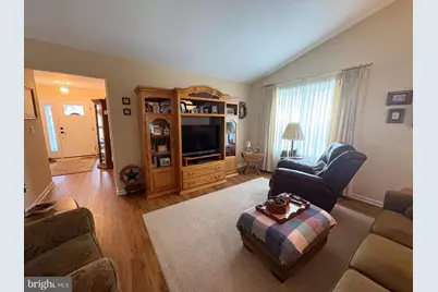 103 Carriage Hill Court, Mansfield Township, NJ 08022 - Photo 3