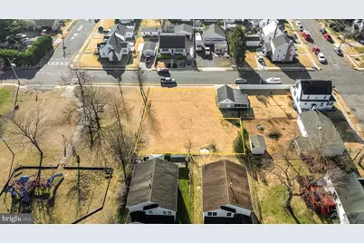 720 Oakland Avenue, Burlington, NJ 08016 - Photo 3