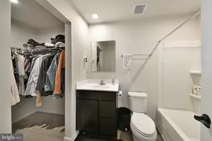 24 Wendowski St, Beverly, NJ 08010 - Photo 11