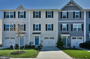 24 Wendowski St, Beverly, NJ 08010 - Photo 1