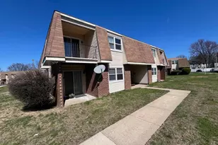 38 Florence Tollgate Pl, Burlington, NJ 08016 - Photo 1