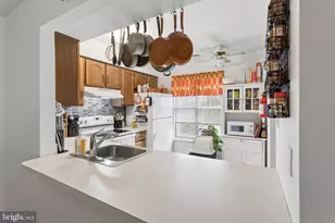 1015 Scotswood Ct, Mount Laurel, NJ 08054 - Photo 9