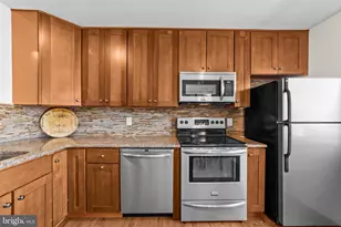 1202 Augusta Cir, Mount Laurel, NJ 08054 - Photo 9