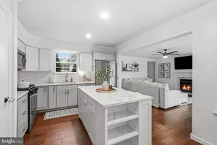 13 Faybrooke Dr, Marlton, NJ 08053 - Photo 13