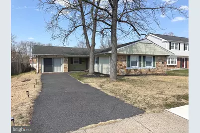 15 Hampton Lane, Willingboro, NJ 08046 - Photo 1