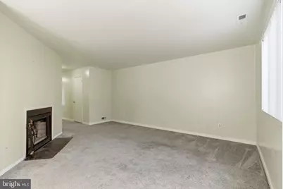 305 Cypress Point Circle, Mount Laurel, NJ 08054 - Photo 9