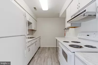 305 Cypress Point Circle, Mount Laurel, NJ 08054 - Photo 3