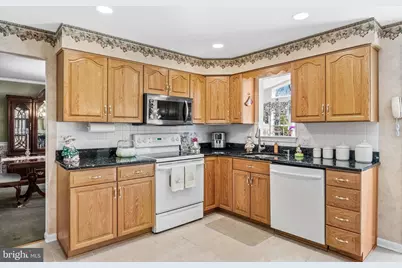 102 Red Stone Ridge, Delran, NJ 08075 - Photo 13