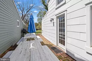 46 2nd St, Bordentown, NJ 08505 - Photo 33