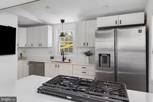 46 2nd St, Bordentown, NJ 08505 - Photo 17