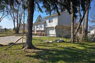 11 Hockamick Rd, Cookstown, NJ 08511 - Photo 1