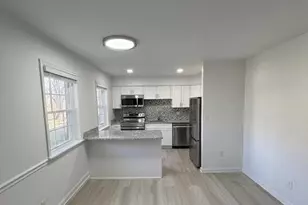 913 Garnet Dr, Burlington, NJ 08016 - Photo 3