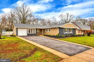 1 Hawley Pl, Willingboro, NJ 08046 - Photo 3