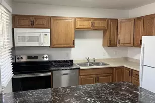 914 Garnet Dr, Burlington, NJ 08016 - Photo 3