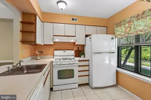 253 Everly Ct, Mount Laurel, NJ 08054 - Photo 13