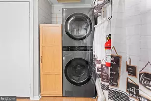 137 2nd St, Bordentown, NJ 08505 - Photo 13