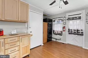 137 2nd St, Bordentown, NJ 08505 - Photo 11