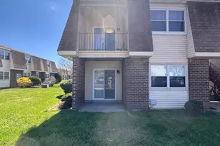 13 Florence Tollgate, Burlington, NJ 08016 - Photo 1