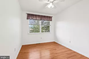 101 Leeds Rd, Mount Laurel, NJ 08054 - Photo 27