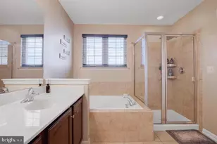 109 Creekside Wy, Burlington, NJ 08016 - Photo 17