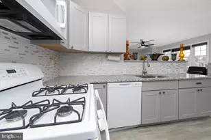 24 Woodbine Ave, Maple Shade, NJ 08052 - Photo 11
