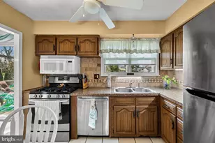 49 Haines Mill Rd, Delran, NJ 08075 - Photo 5