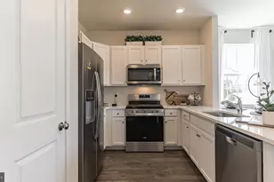 54 Peregrine Way, Burlington, NJ 08016 - Photo 11