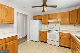 12 Candlelight Cir, Mansfield Township, NJ 08022 - Photo 9