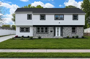 16 Buckingham Rd, Marlton, NJ 08053 - Photo 1