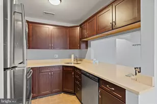 4820 Aberdeen Dr, Mount Laurel, NJ 08054 - Photo 7