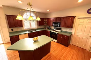 3 Sunflower Cir, Burlington, NJ 08016 - Photo 17