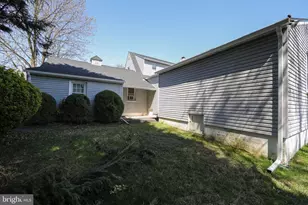 106 W Mill Rd, Maple Shade, NJ 08052 - Photo 35