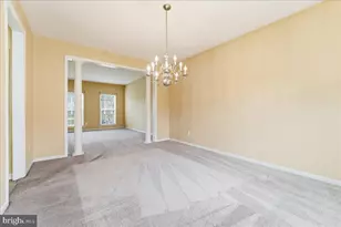 704 Varga Cir, Florence, NJ 08518 - Photo 15