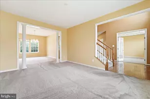 704 Varga Cir, Florence, NJ 08518 - Photo 9