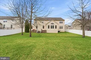 704 Varga Cir, Florence, NJ 08518 - Photo 3