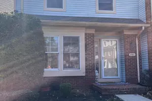 201 Williamsburg Ct, Marlton, NJ 08053 - Photo 1