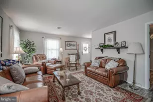 39 Marlborough Dr, Southampton, NJ 08088 - Photo 15