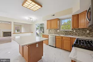 8 Toby Wells Ct, Delran, NJ 08075 - Photo 3