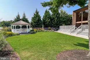 1100 Harbour Dr, Palmyra, NJ 08065 - Photo 17