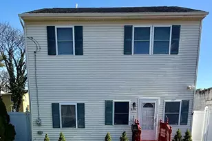 614 W 5th St, Palmyra, NJ 08065 - Photo 1