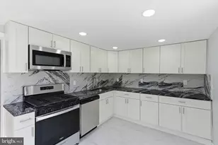 217 W Union St, Burlington, NJ 08016 - Photo 9