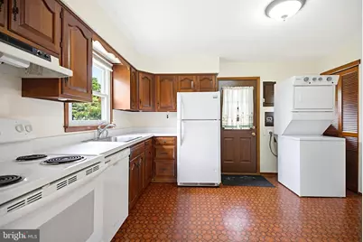 416 Magnolia Road, Mount Laurel, NJ 08054 - Photo 5