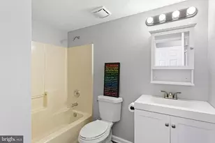 303 Moonseed Pl, Mount Laurel, NJ 08054 - Photo 17