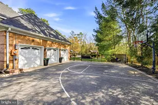 2 Teaberry Dr, Medford, NJ 08055 - Photo 5