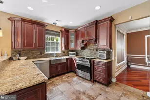 110 Rosewood Dr, Bordentown, NJ 08505 - Photo 17