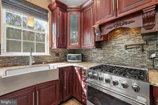 110 Rosewood Dr, Bordentown, NJ 08505 - Photo 19