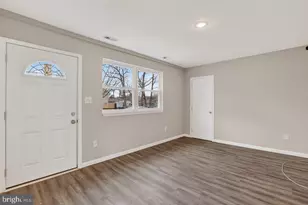 1102 Evergreen Blvd, Browns Mills, NJ 08015 - Photo 9